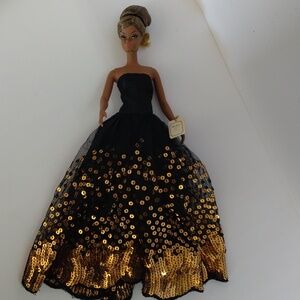 Barbie Fashion Model 1991-2000 Silkstone, Including Gown And Long Gloves